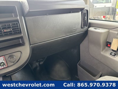 2026 Chevrolet Express Cutaway 4500 2WT