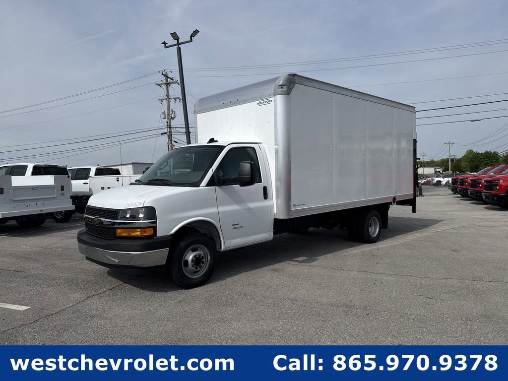 2026 Chevrolet Express Cutaway 4500 2WT
