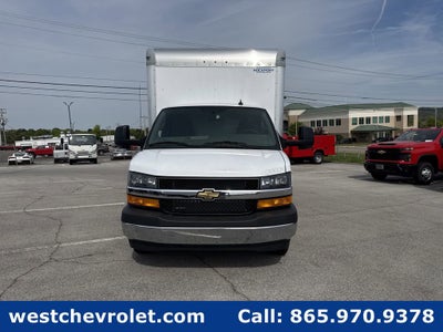 2026 Chevrolet Express Cutaway 4500 2WT