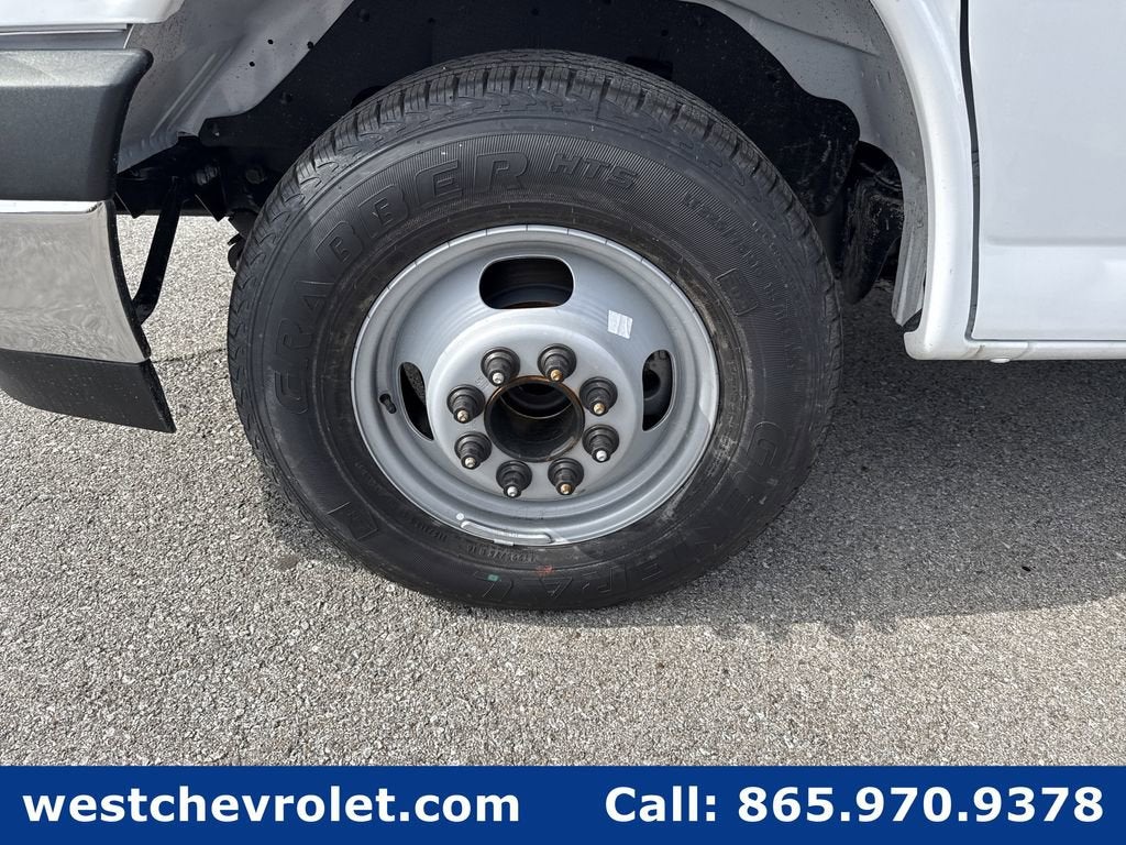 2026 Chevrolet Express Cutaway 4500 2WT