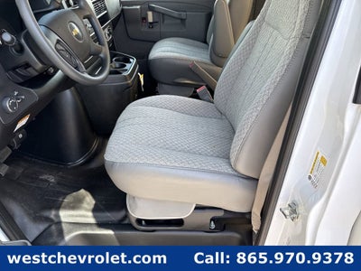 2026 Chevrolet Express Cutaway 4500 2WT