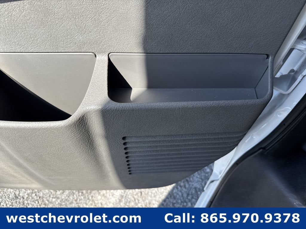 2026 Chevrolet Express Cutaway 4500 2WT