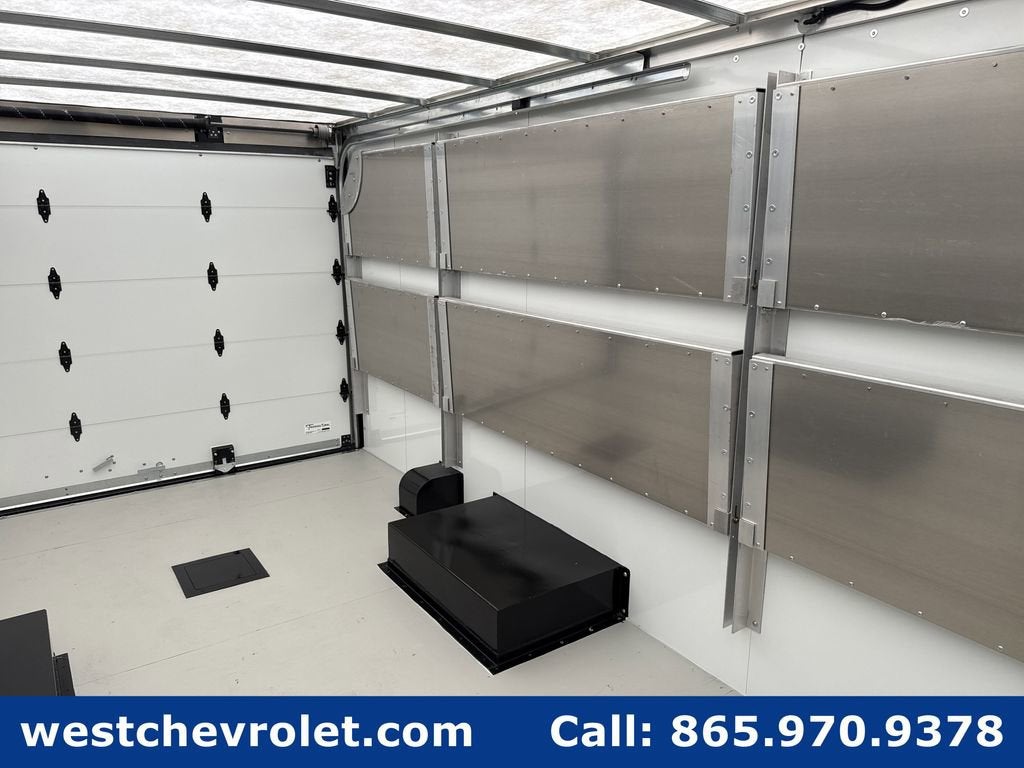 2026 Chevrolet Express Cutaway 4500 2WT