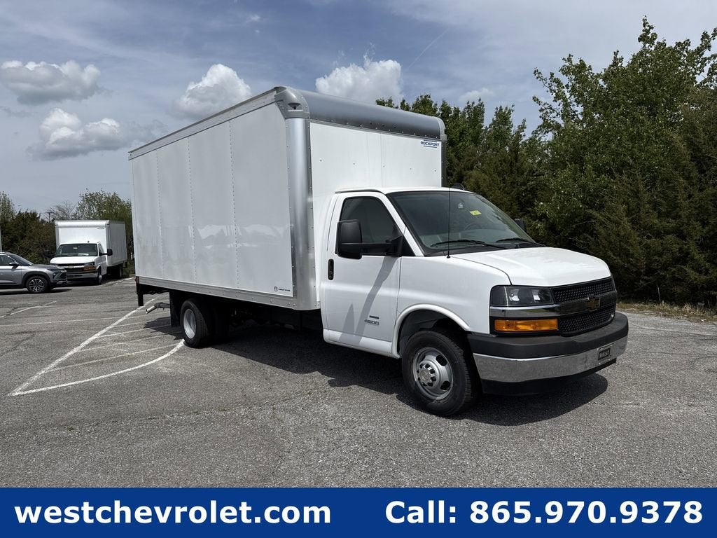 2026 Chevrolet Express Cutaway 4500 2WT