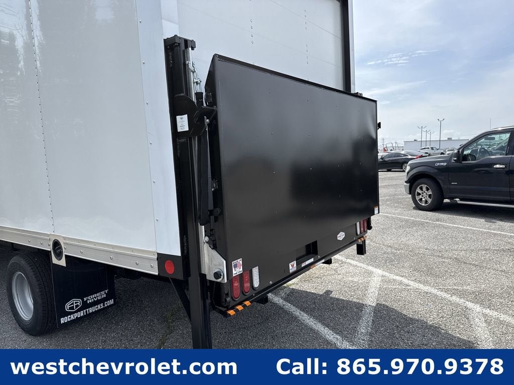 2026 Chevrolet Express Cutaway 4500 2WT