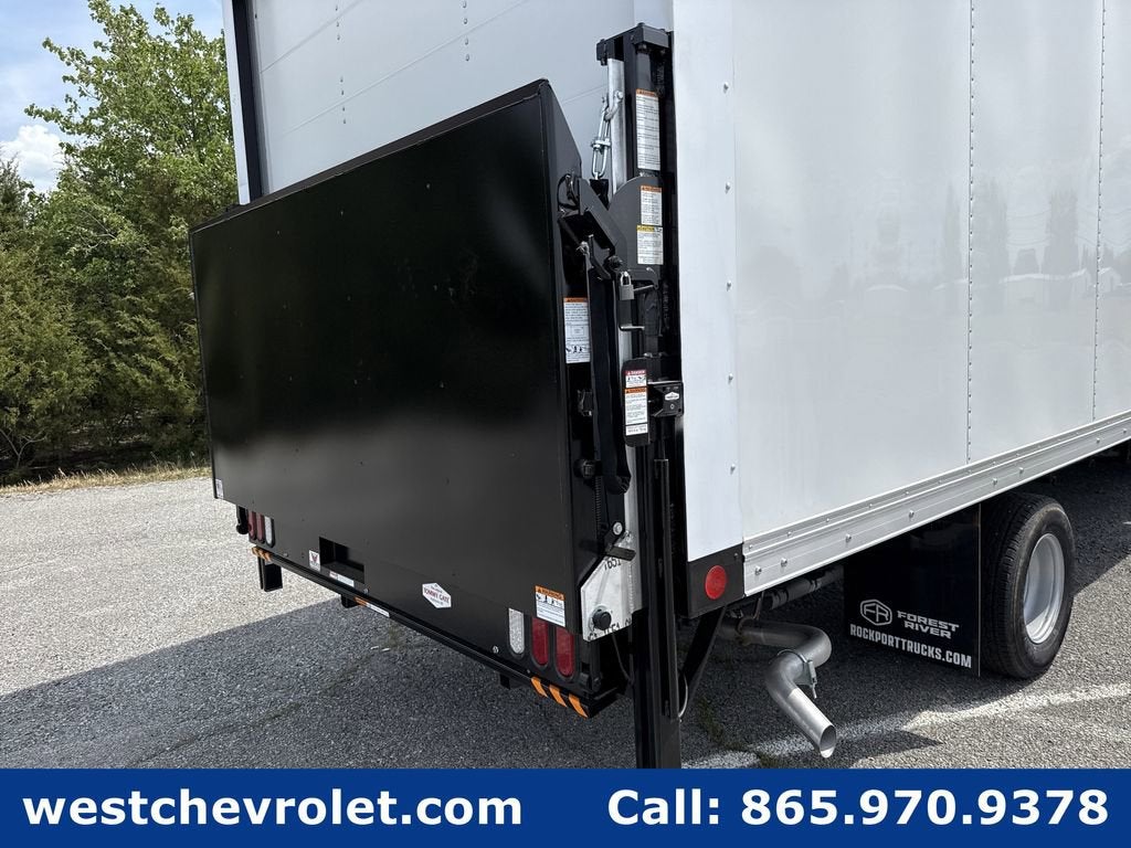 2026 Chevrolet Express Cutaway 4500 2WT