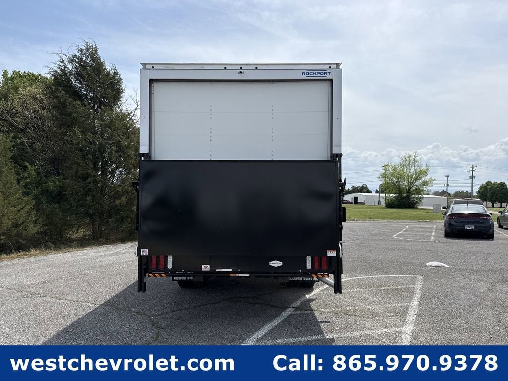 2026 Chevrolet Express Cutaway 4500 2WT