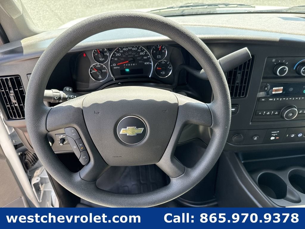 2026 Chevrolet Express Cutaway 4500 2WT