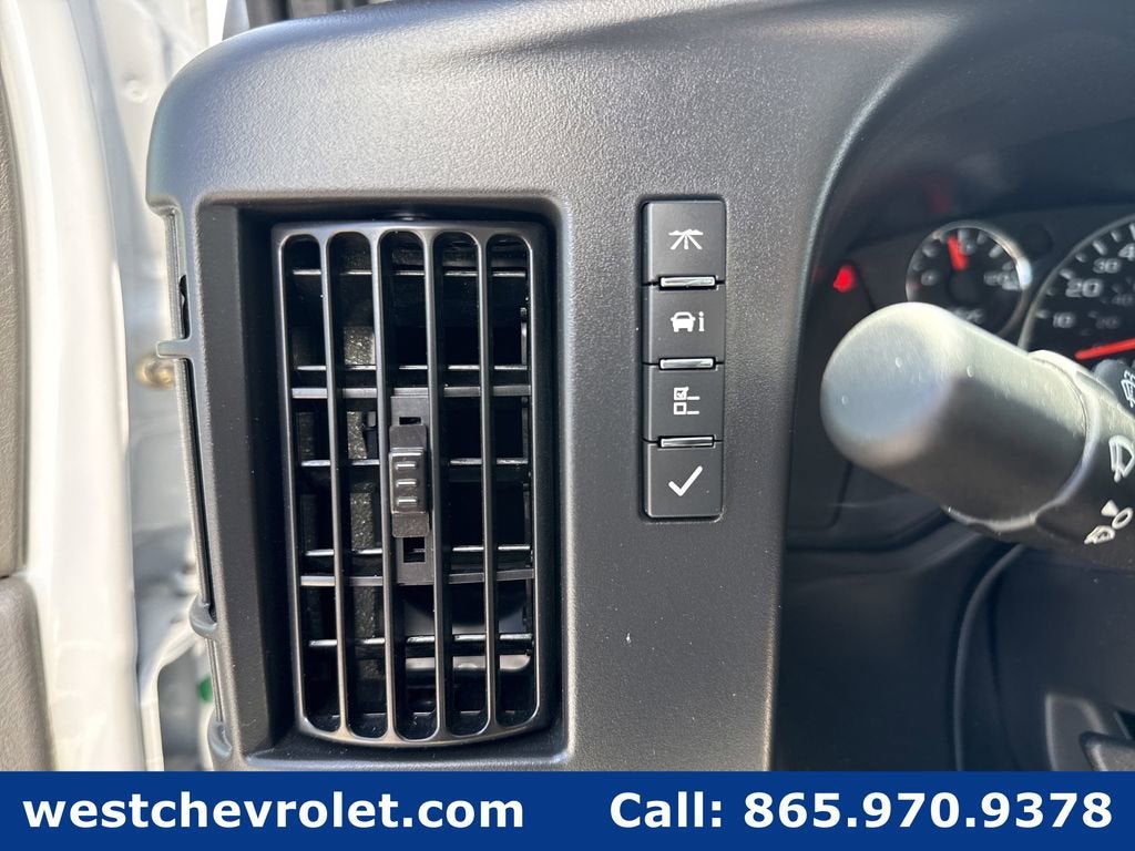 2026 Chevrolet Express Cutaway 4500 2WT