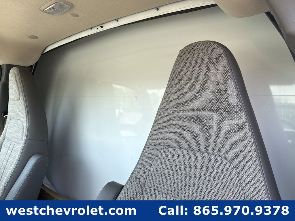 2026 Chevrolet Express Cutaway 4500 2WT