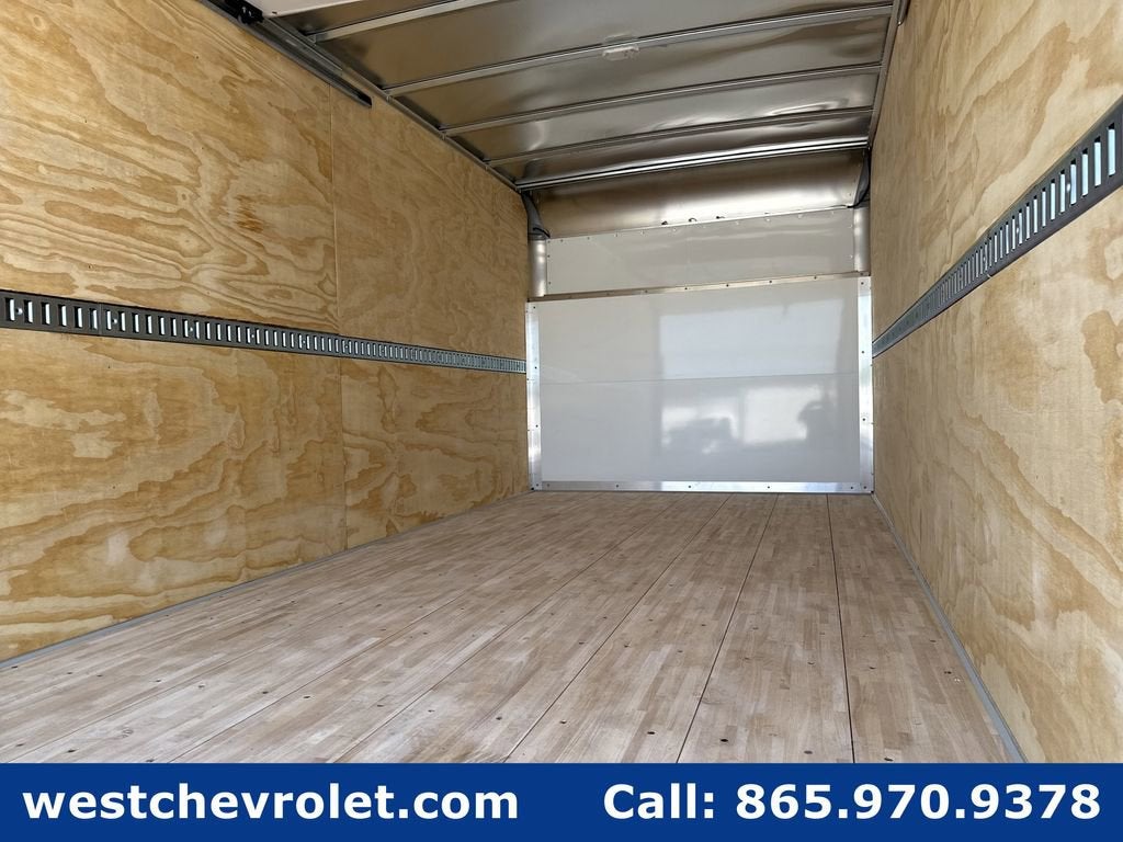 2026 Chevrolet Express Cutaway 4500 2WT