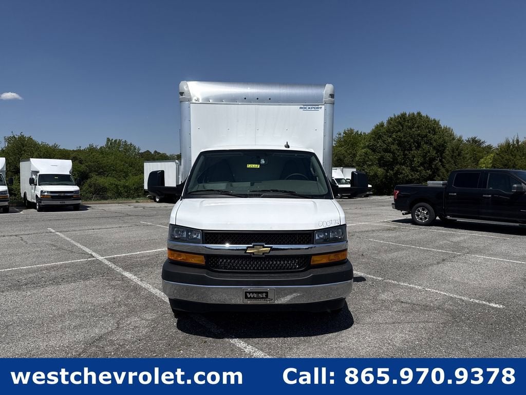 2026 Chevrolet Express Cutaway 4500 2WT