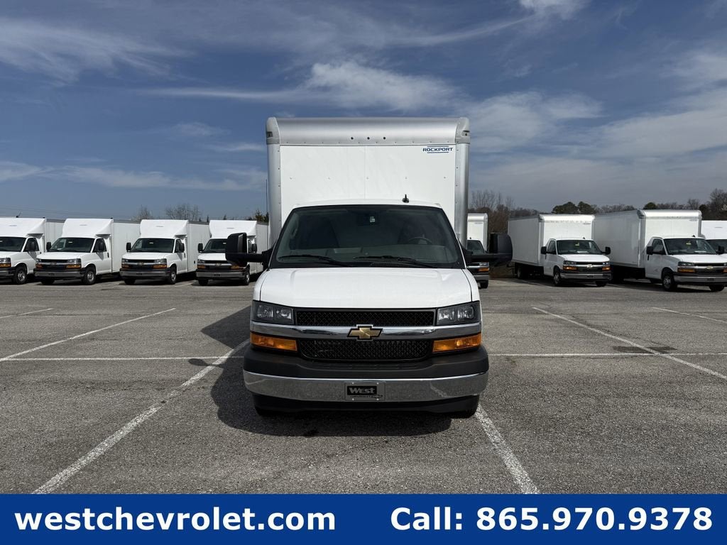 2026 Chevrolet Express Cutaway 4500 2WT