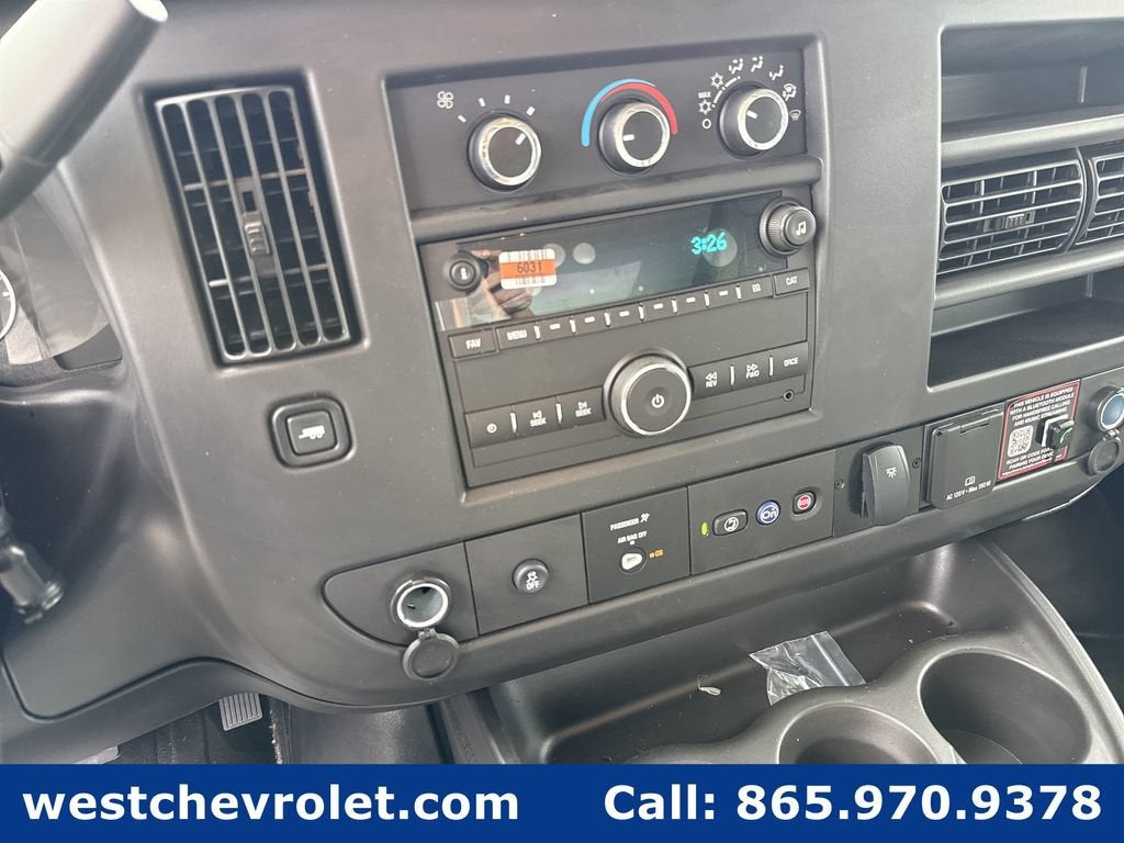 2026 Chevrolet Express Cutaway 4500 2WT