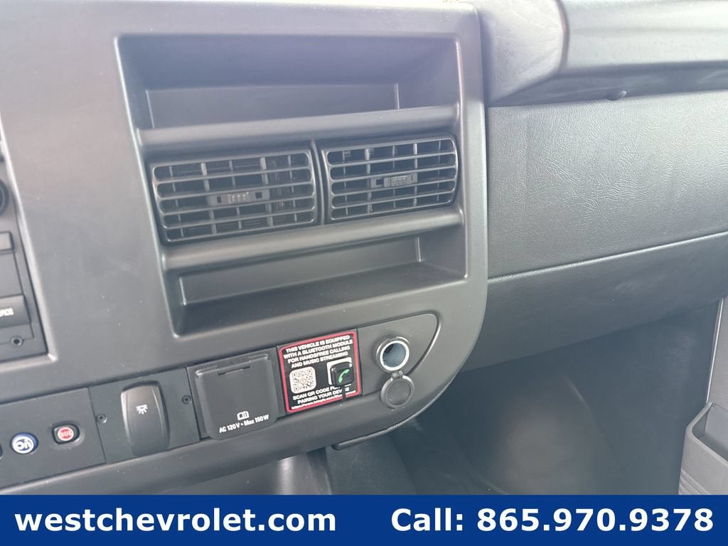 2026 Chevrolet Express Cutaway 4500 2WT