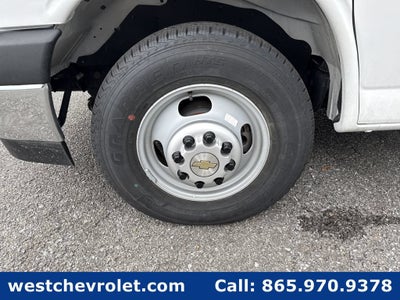 2026 Chevrolet Express Cutaway 4500 2WT