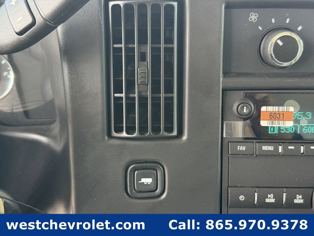 2025 Chevrolet Express Cutaway 4500 2WT