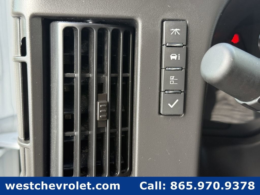 2025 Chevrolet Express Cutaway 4500 2WT