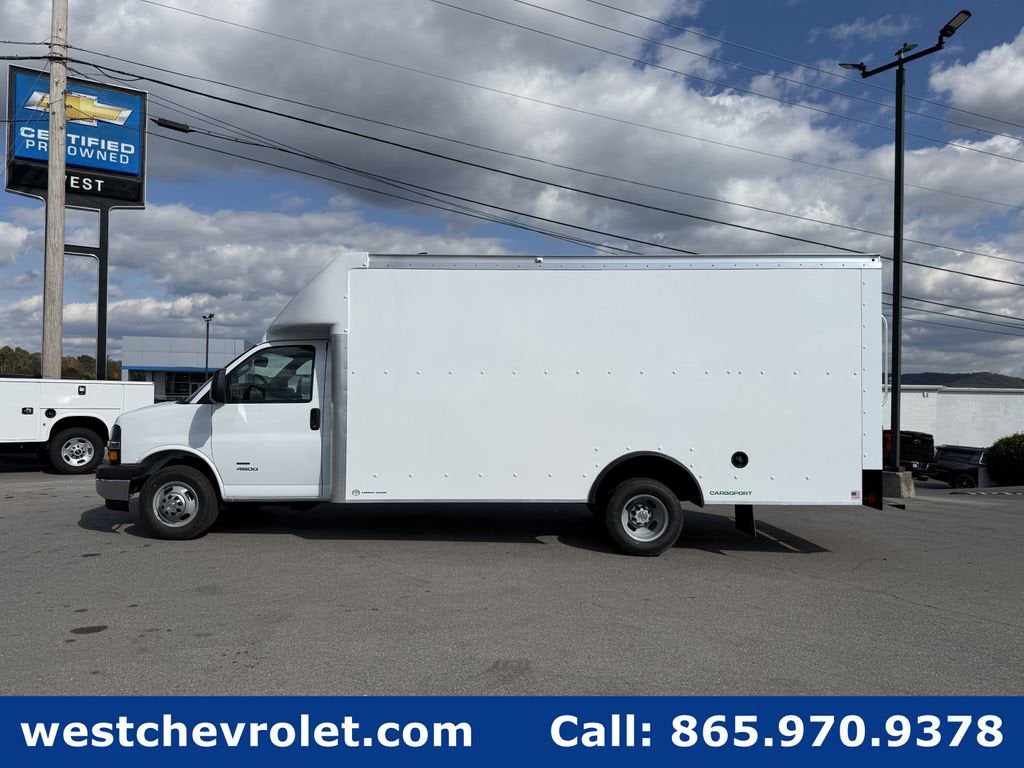 2025 Chevrolet Express Cutaway 4500 2WT