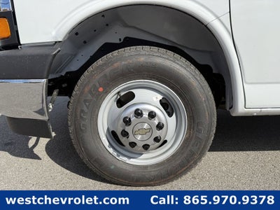 2025 Chevrolet Express Cutaway 4500 2WT