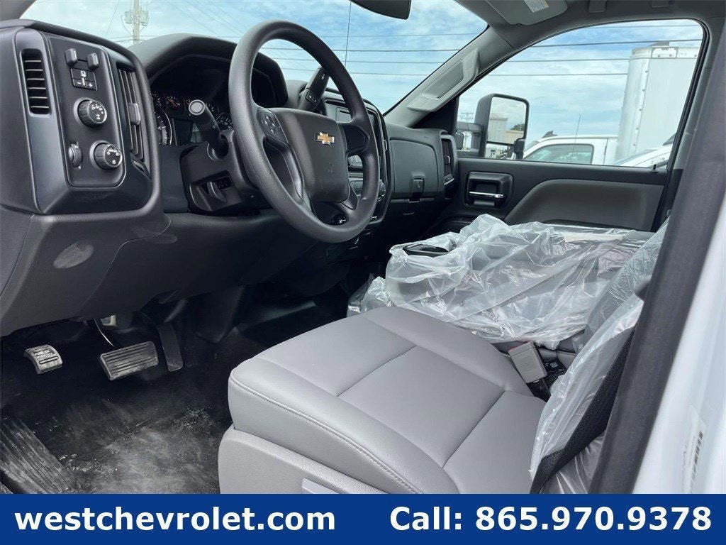 2024 Chevrolet Silverado 4500 HD Work Truck