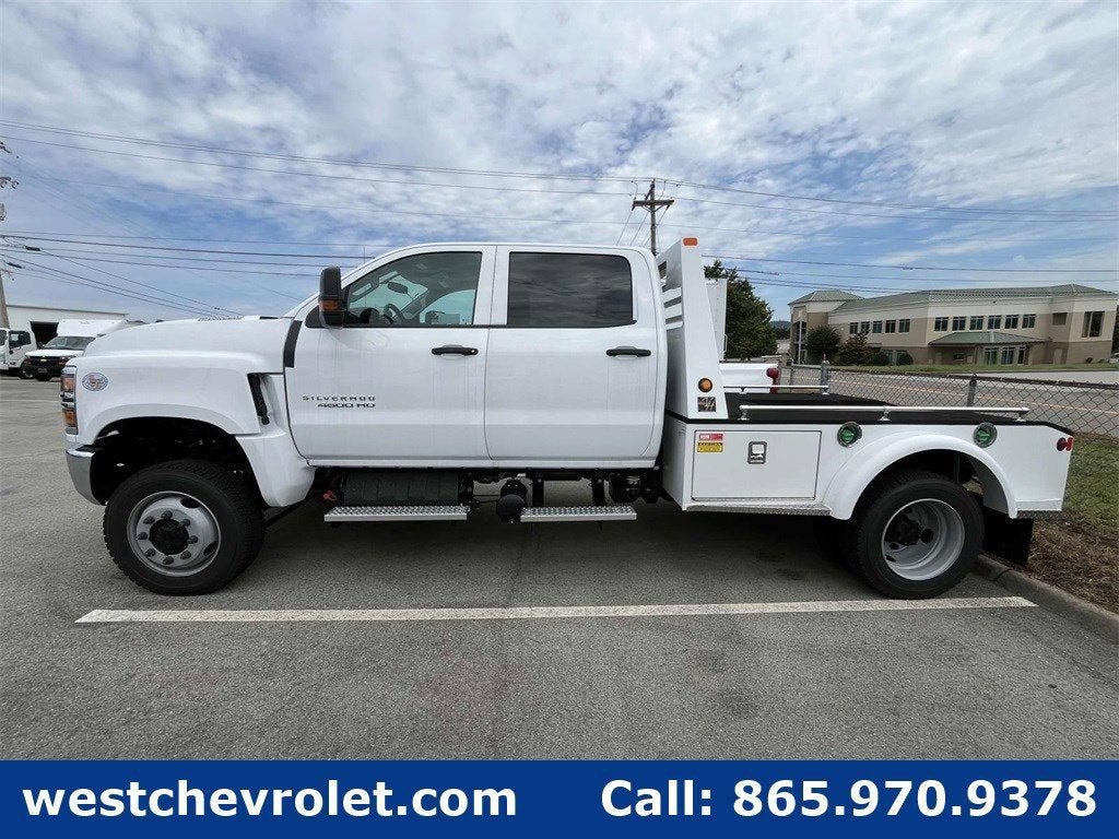 2024 Chevrolet Silverado 4500 HD Work Truck