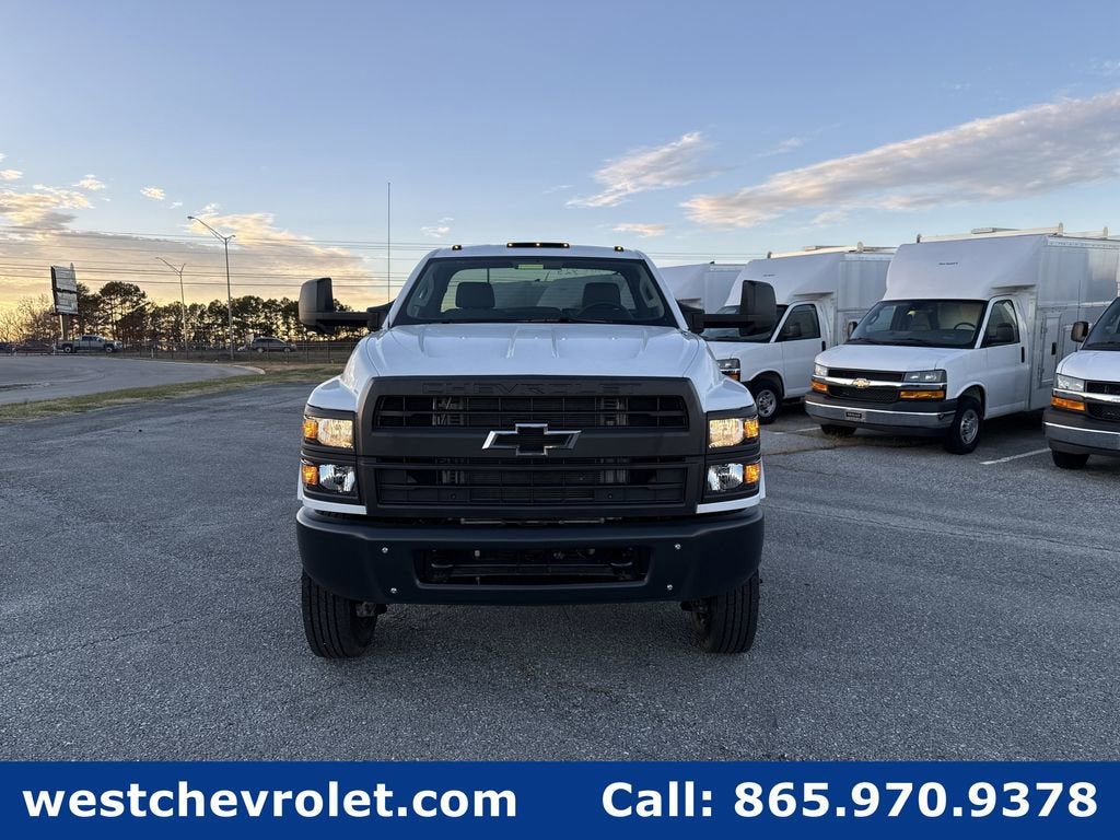 2024 Chevrolet Silverado 5500 HD Work Truck