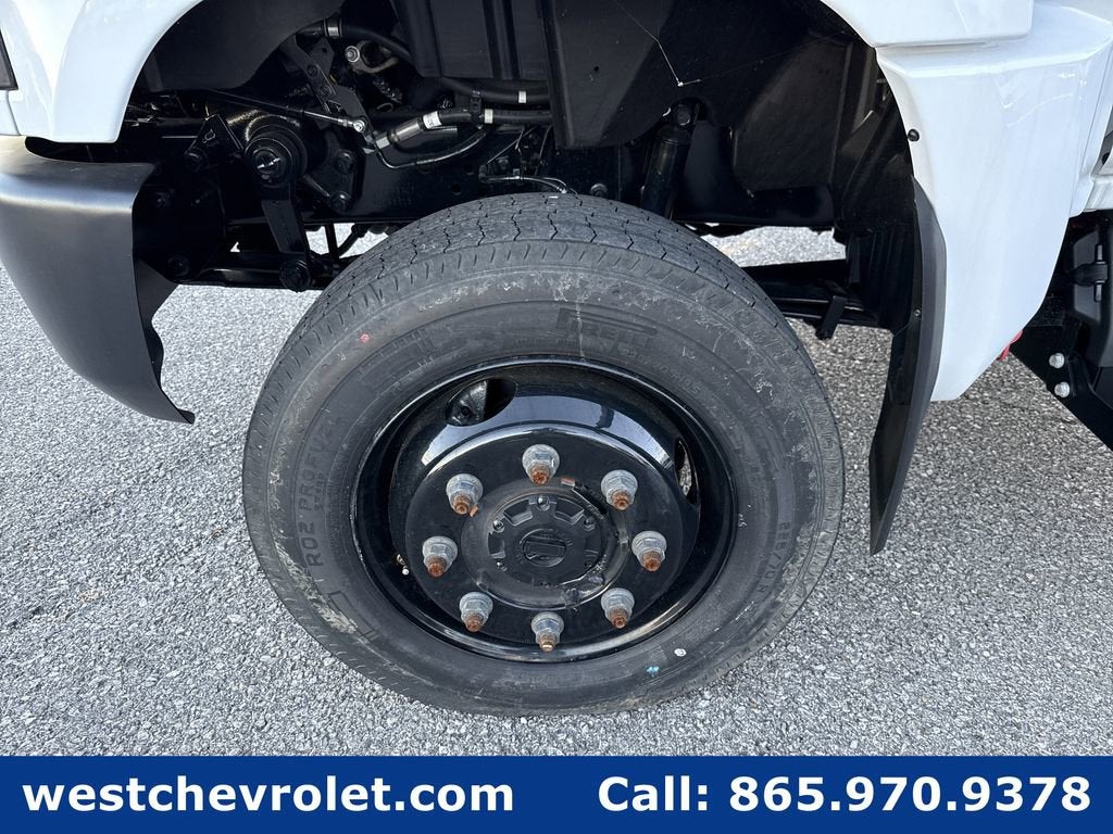 2024 Chevrolet Silverado 5500 HD Work Truck