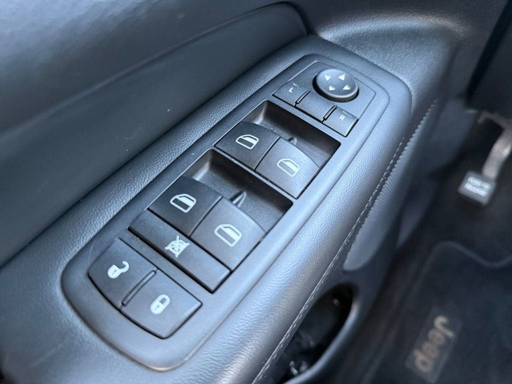 2011 Jeep Grand Cherokee Limited