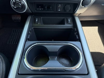 2017 Nissan Titan SL