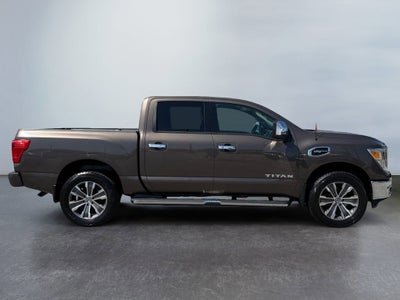 2017 Nissan Titan SL