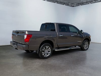 2017 Nissan Titan SL