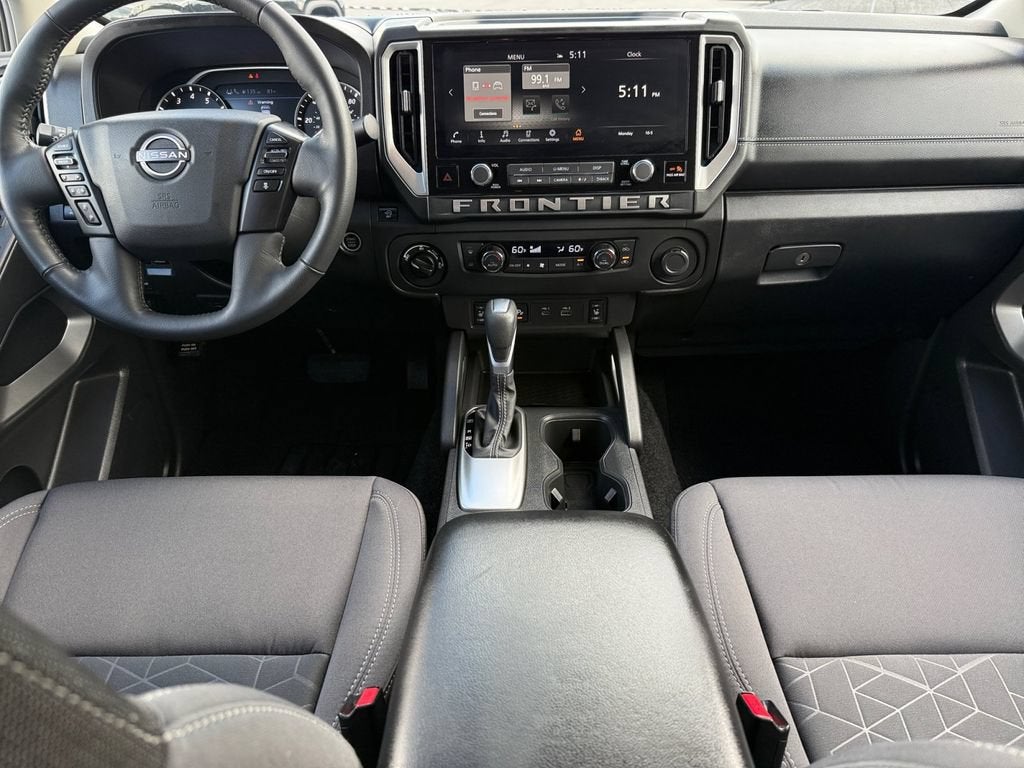 2025 Nissan Frontier SV