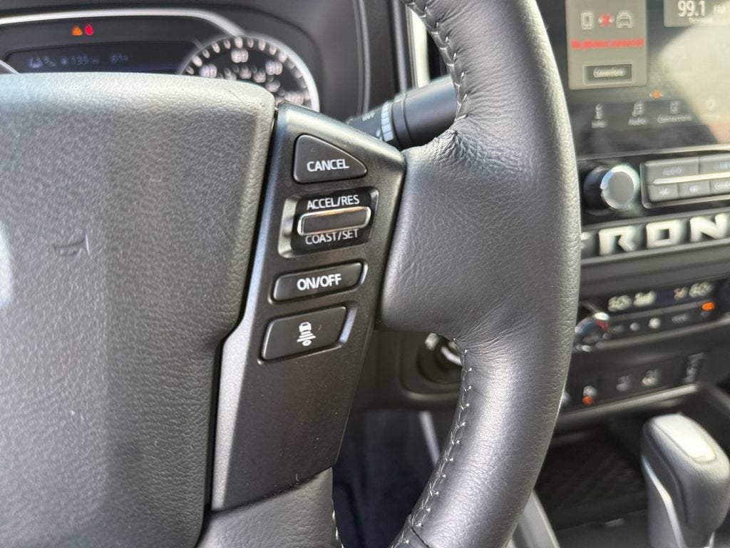 2025 Nissan Frontier SV