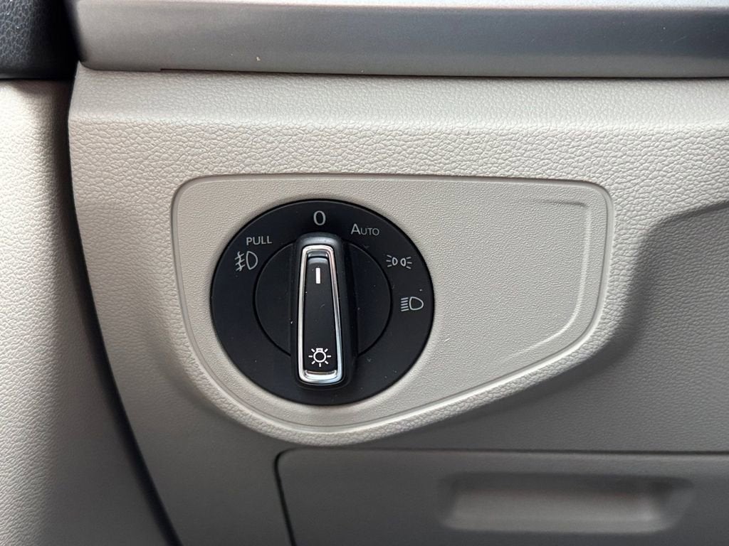 2019 Volkswagen Atlas 3.6L V6 SE w/Technology