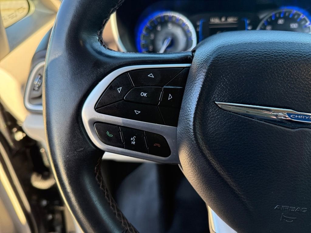 2017 Chrysler Pacifica Touring-L