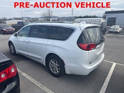 2020 Chrysler Pacifica Touring L