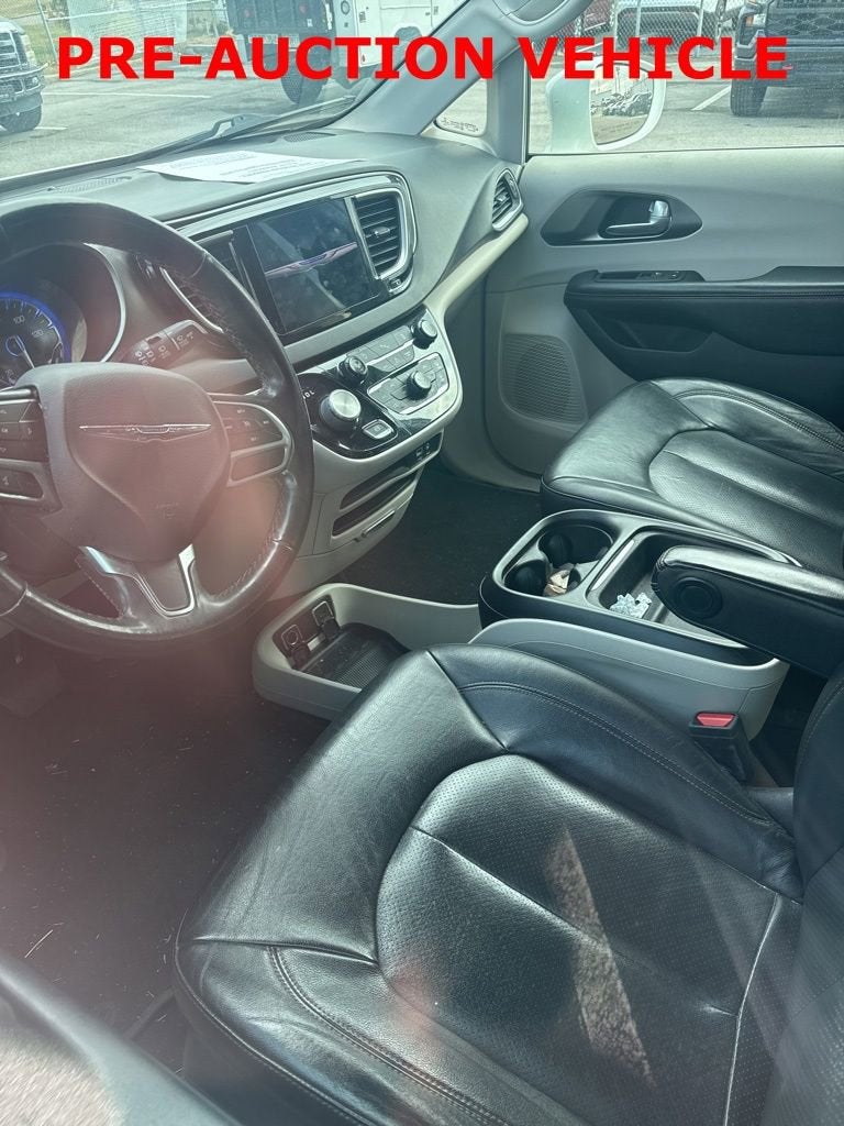 2020 Chrysler Pacifica Touring L