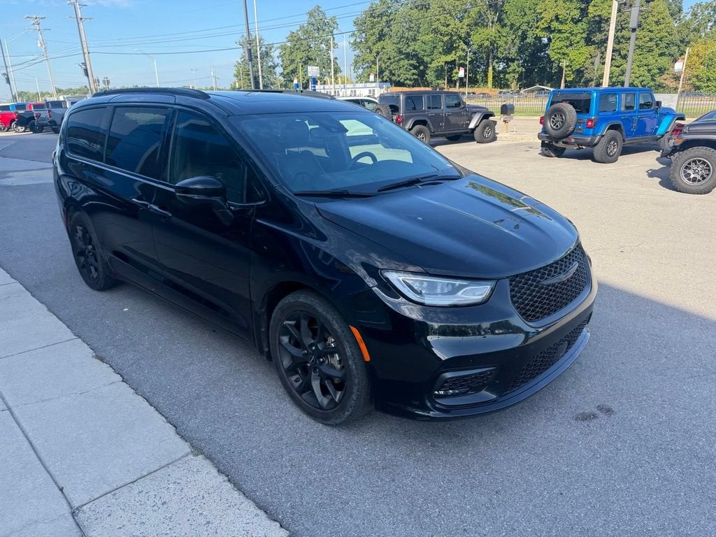 2025 Chrysler Pacifica
