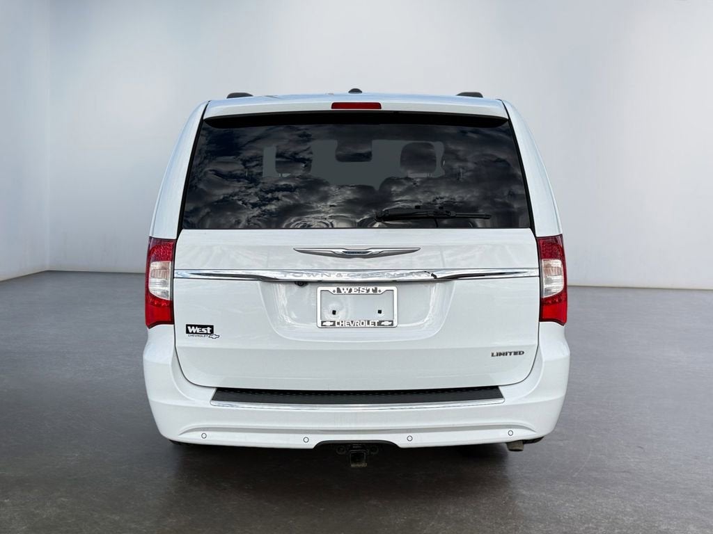 2016 Chrysler Town & Country Limited Platinum