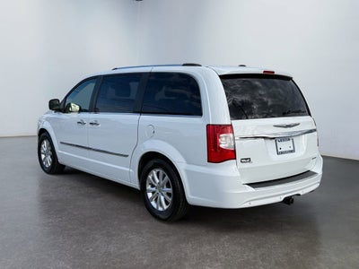 2016 Chrysler Town & Country Limited Platinum