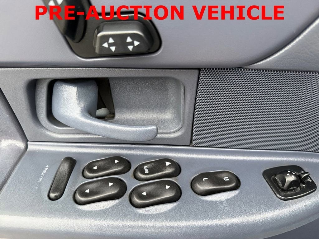 1999 Ford Crown Victoria LX