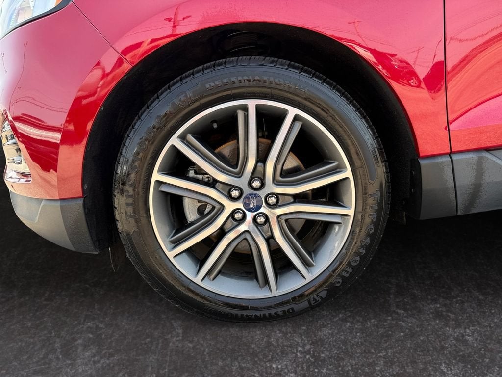 2020 Ford Edge Titanium
