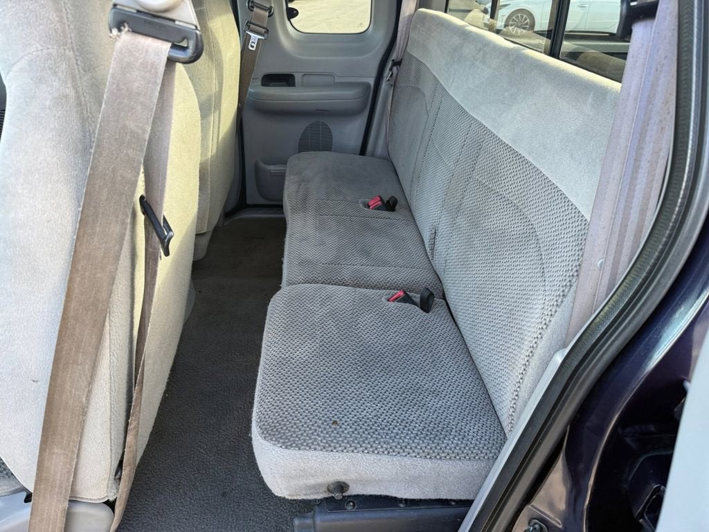 1999 Ford F-150 Base