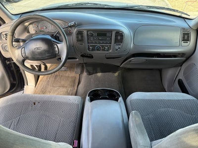1999 Ford F-150 Base
