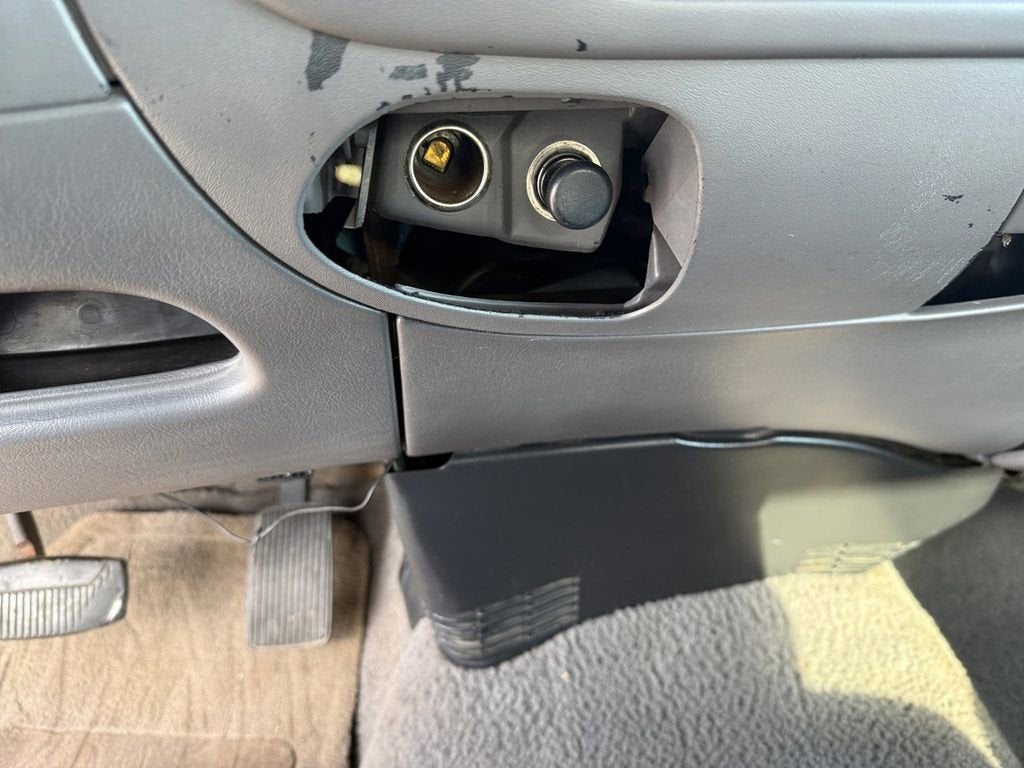 1999 Ford F-150 Base