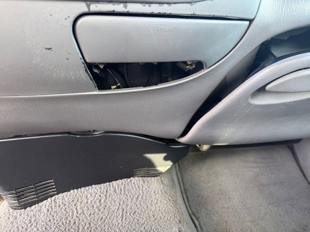 1999 Ford F-150 Base