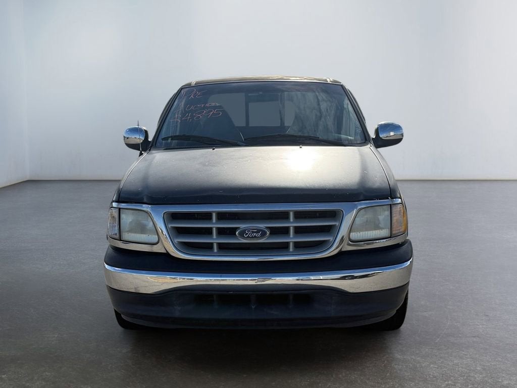 1999 Ford F-150 Base