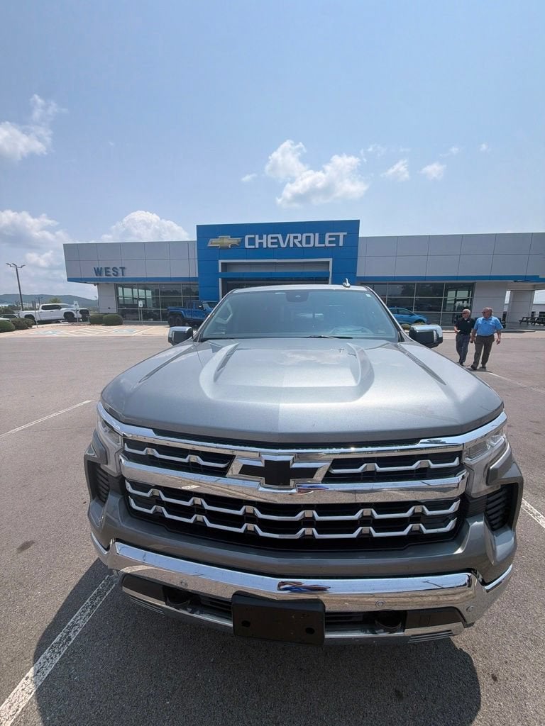 2025 Chevrolet Silverado 1500 LTZ