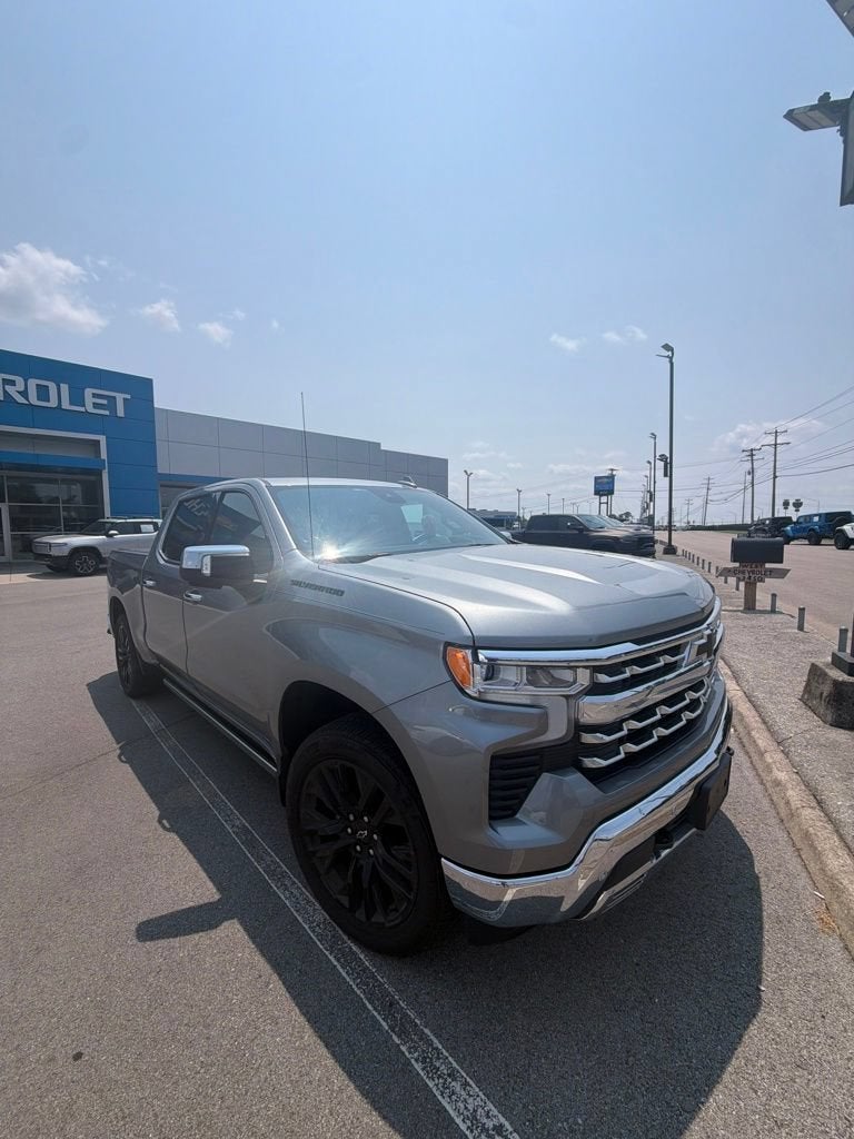 2025 Chevrolet Silverado 1500 LTZ